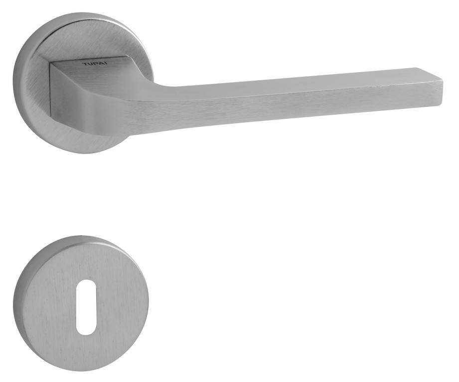 carmen-matt-krom-korrozettas-kilincs