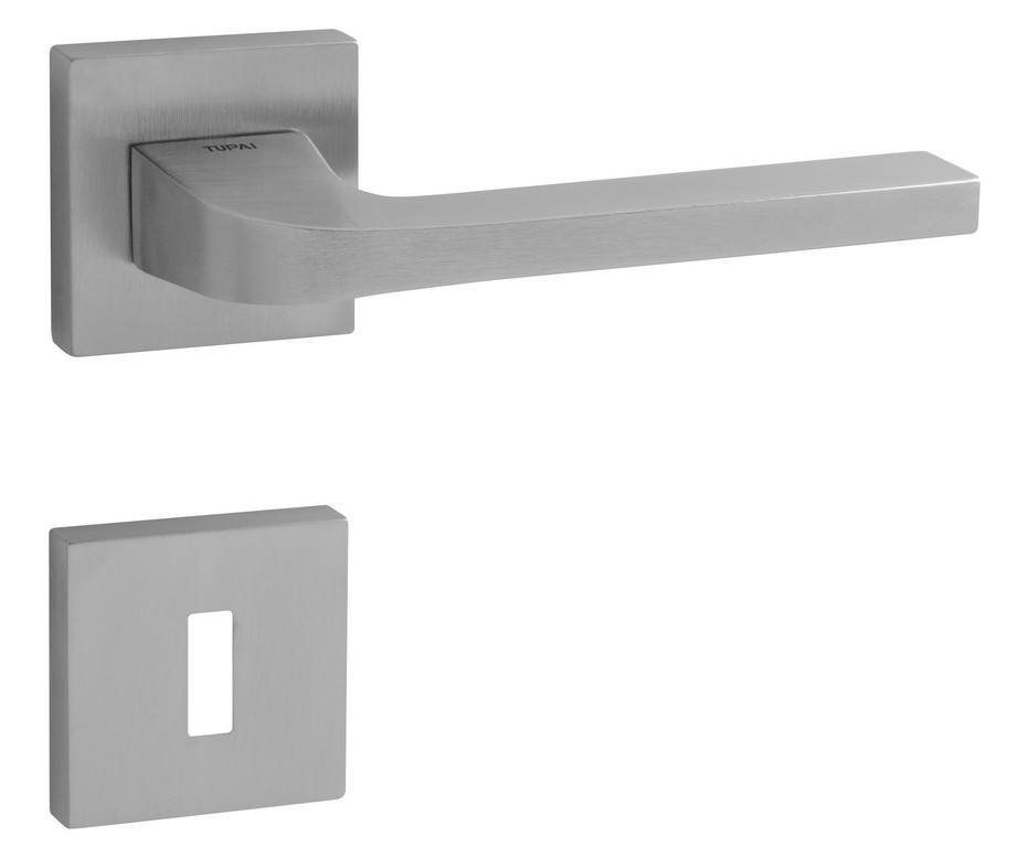 carmen-matt-krom-negyzetrozettas-kilincs