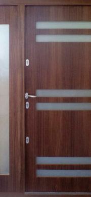 dio-acel-bejarati-ajto-m27-g1-e