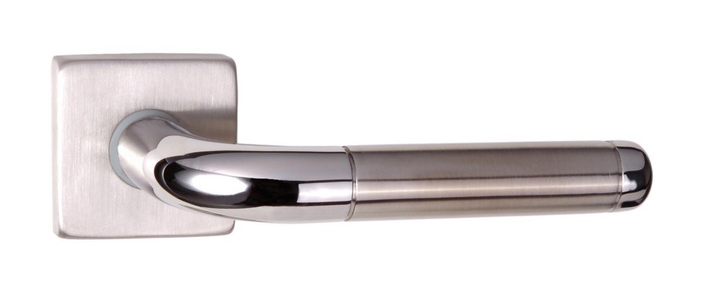 giulia-inox-negyzetrozettas-kilincs