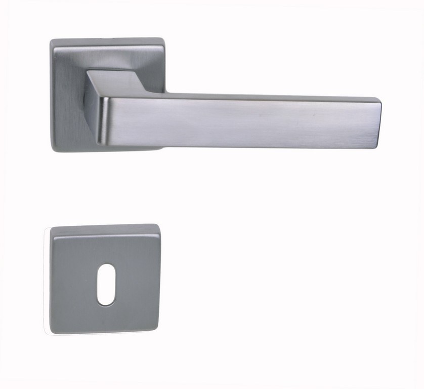 ice-matt-krom-negyzetrozettas-kilincs