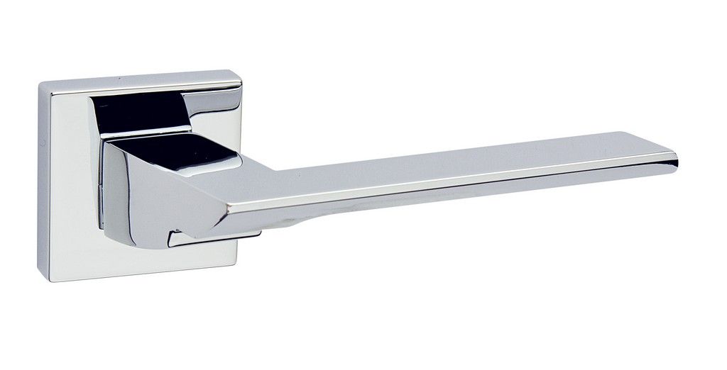 italia-fenyes-krom-negyzetrozettas-kilincs