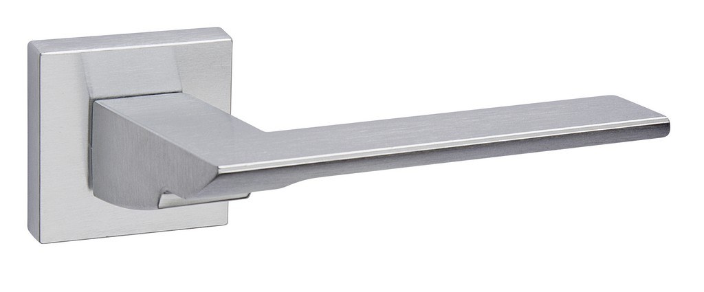 italia-matt-krom-negyzetrozettas-kilincs