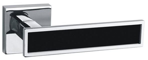 linha-q3-fenyes-krom-fekete-negyzetrozettas-kilincs