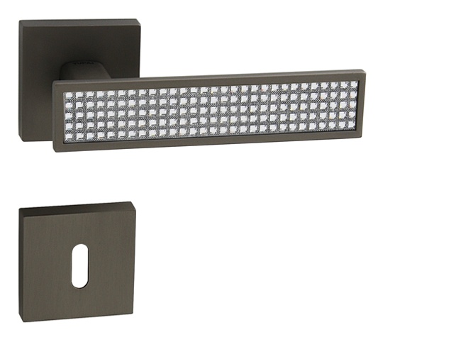 linha-swarovski-titan-negyzetrozettas-kilincs